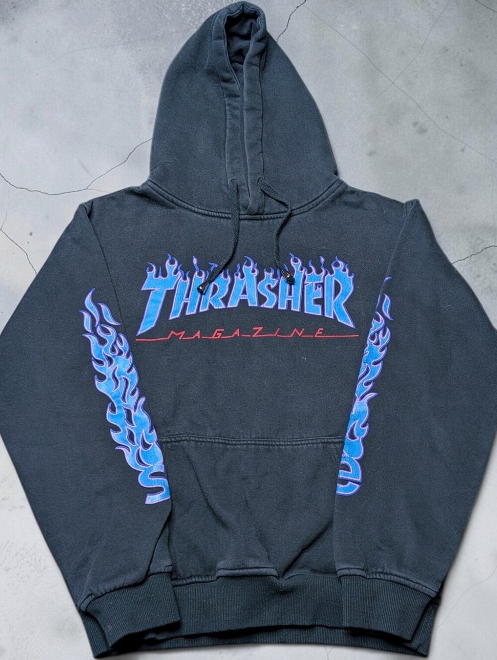 Vintage Y2K Thrasher Skater Pullover Hoodie Men 2000s Grunge Retro Flame Graphic